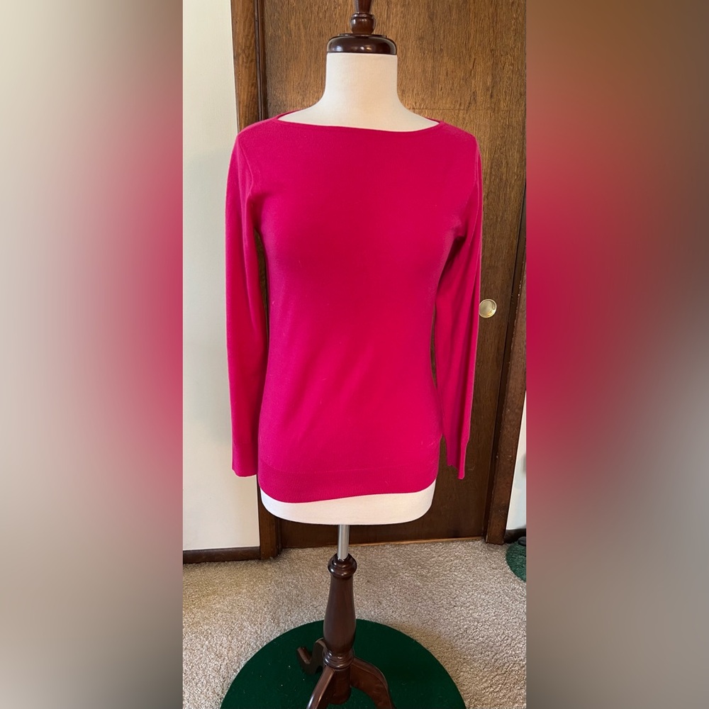 Ralph Lauren Sport Size Medium 100% Wool Hot Pink Sweater